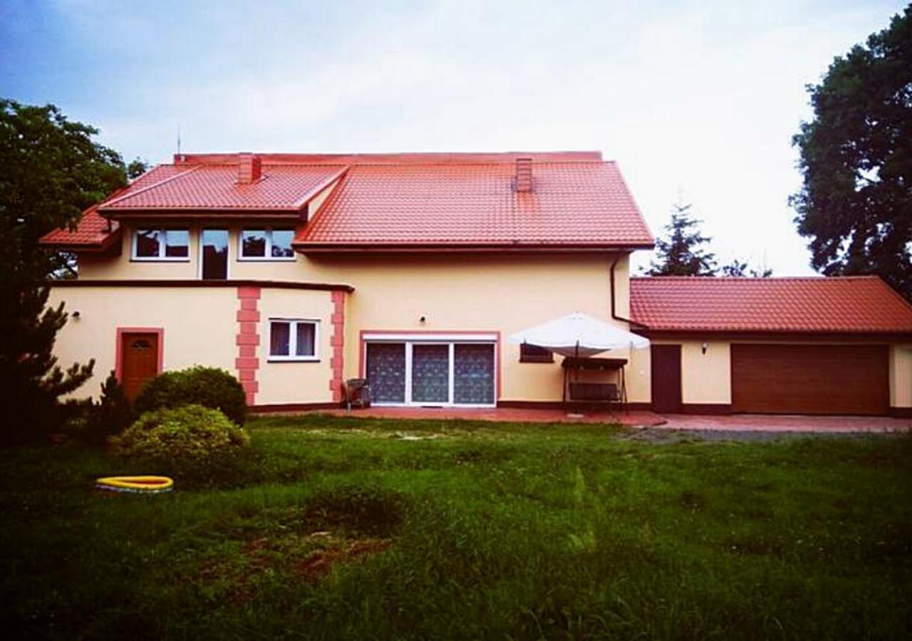 Apartamenty Gorki Male Тушен Екстериор снимка