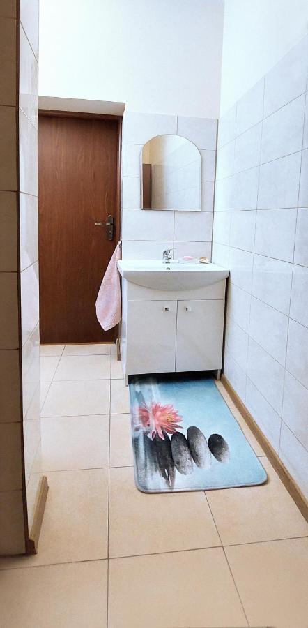 Apartamenty Gorki Male Тушен Екстериор снимка